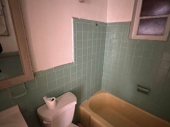 3rd image of 2805 11th Ave