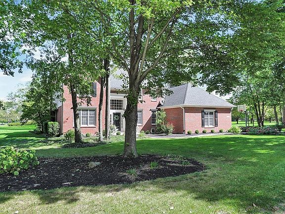 2nd image of 491 Twin Oaks Dr