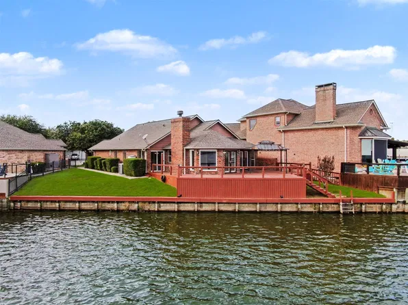 12842 Pelican Island Dr, Willis, TX 77318