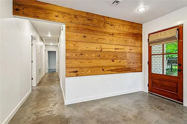 426 Lafitte St — Photo 4