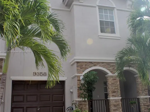 9358 SW 221st St, Cutler Bay, FL 33190