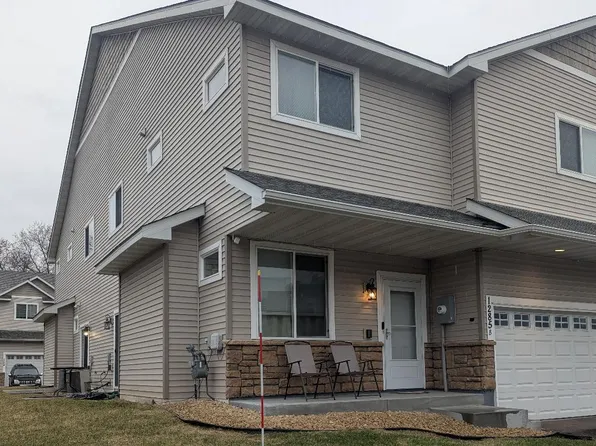 1285 County Road D Cir E #B, Maplewood, MN 55109