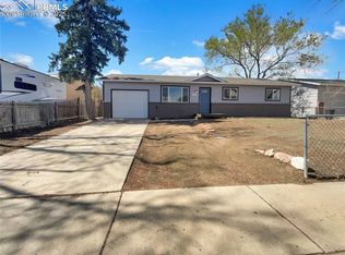 1054 Cambridge Ave, Colorado Springs, CO 80906