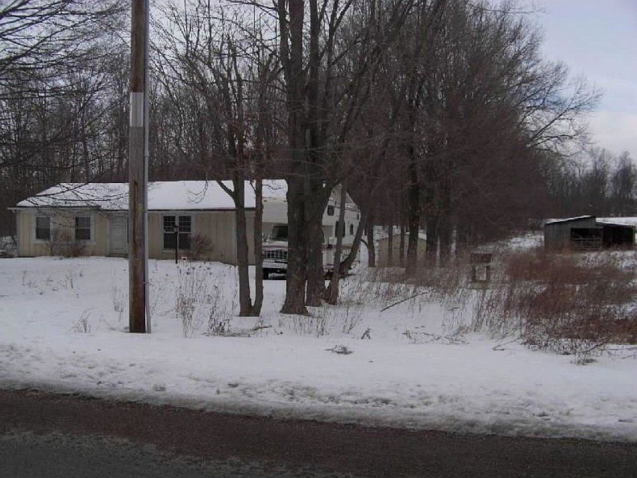 2nd image of 3951 Twp Rd 124
