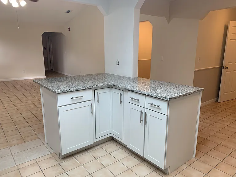 25 Plain View Dr #A — Photo 9