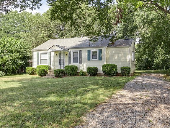 2nd image of 2705 Brunswick Dr