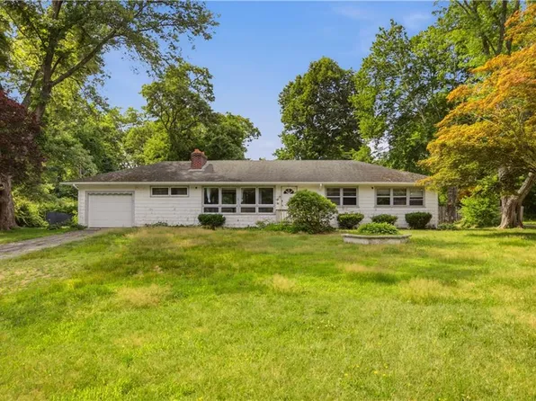1639 Bulgarmarsh Rd, Tiverton, RI 02878