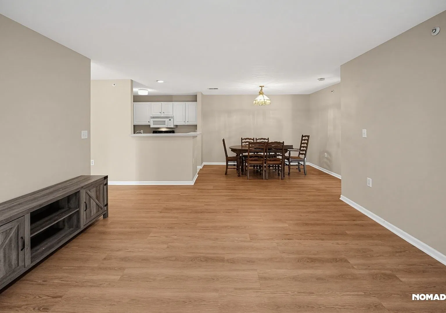 Charming 2BR Condo in Louisville — Photo 3