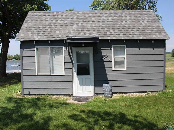 2nd image of 6621 Wentworth Park Dr