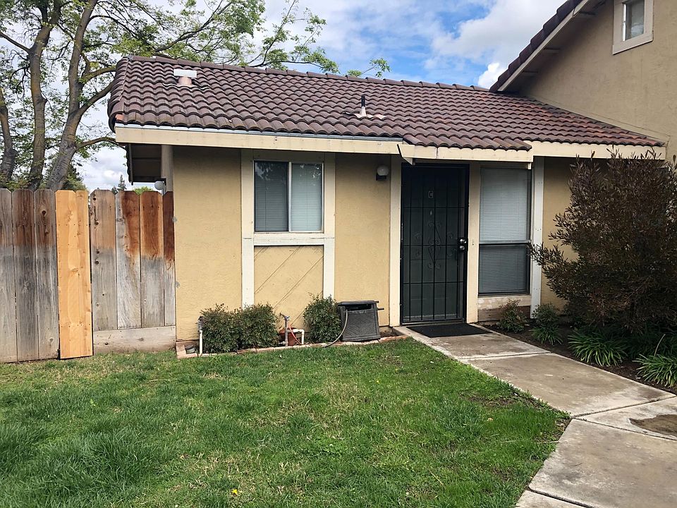 1st image of 1217 Las Cruces Ct #C