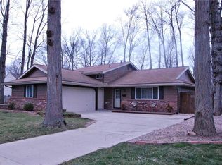 808 Bennett Dr, Elyria, OH 44035