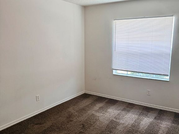 4th image of 2380 Summerfield Ave