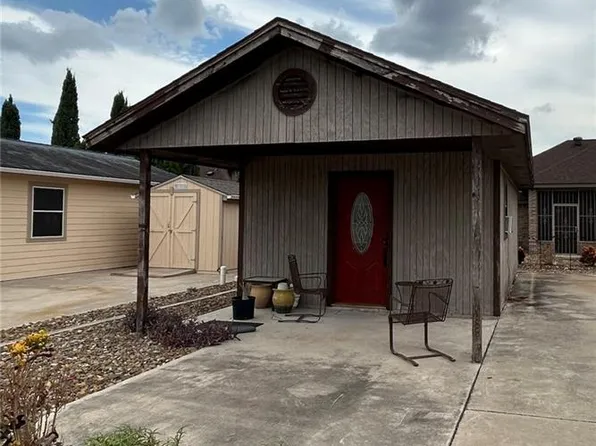 1913 W Bogey Dr, Mission, TX 78572