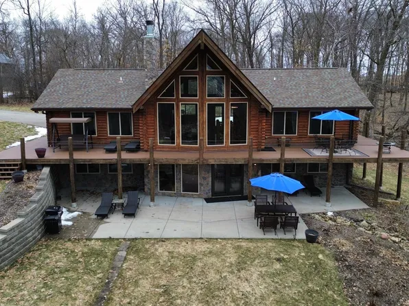 N1470 Pepin View Ln S, Pepin, WI 54759