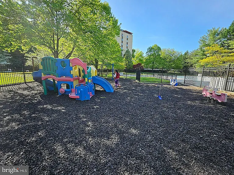 Woodlake Towers playground