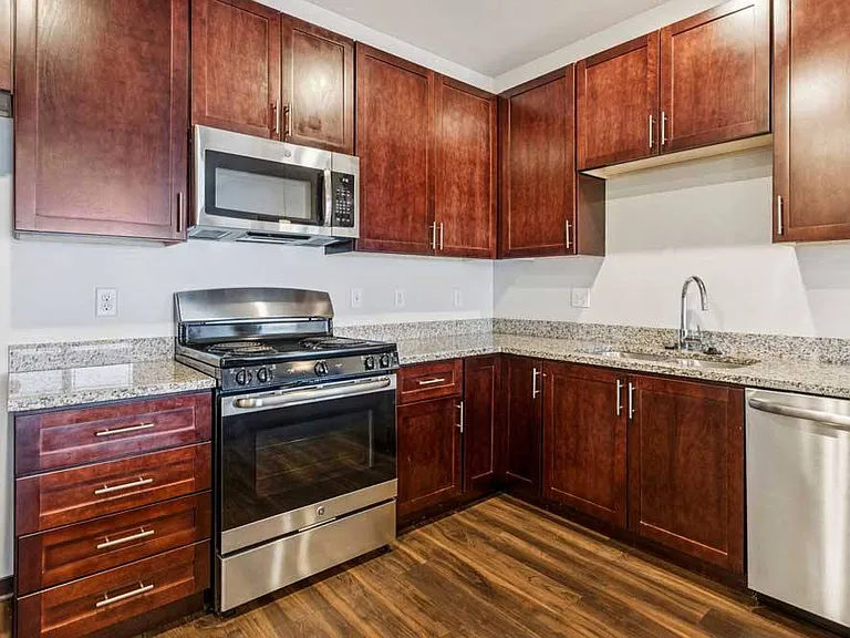 360 at Jordan West — Photo 208