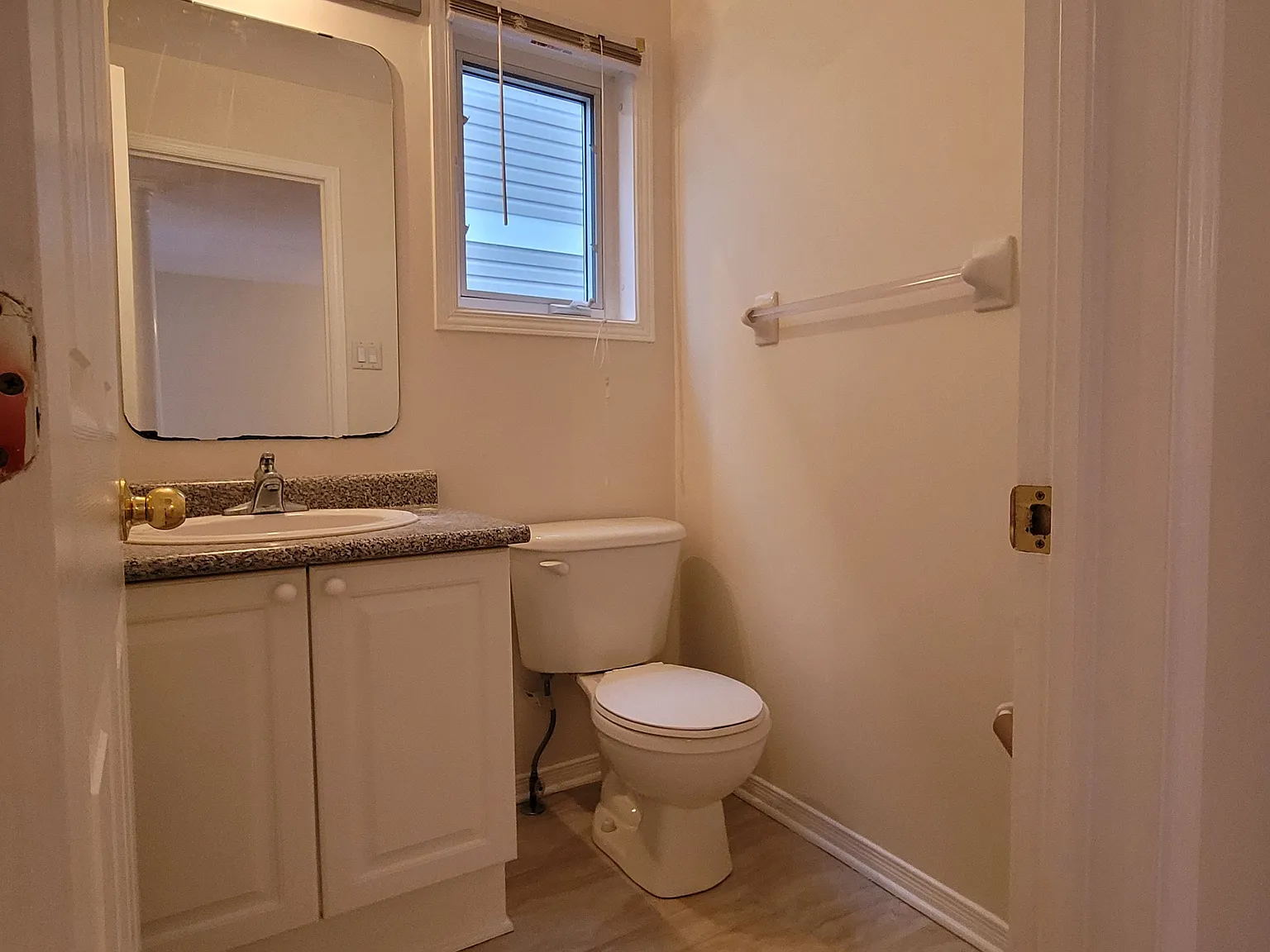 5 bed, $3,550 — Photo 3