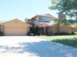 218 NW Mockingbird Rd, Lawton, OK 73507