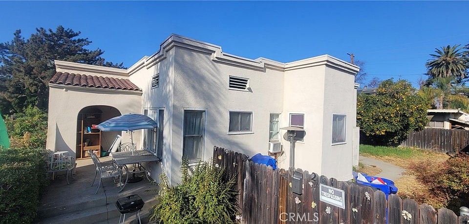 1st image of 259 E Alvarado St #2