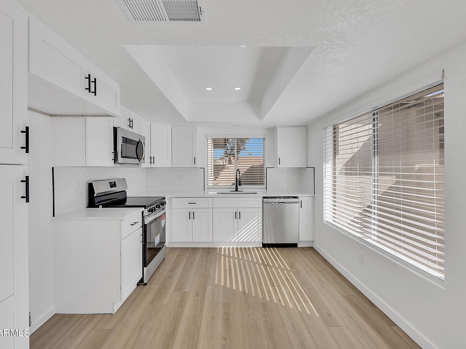 1st image of 14872 N 24TH Drive #9