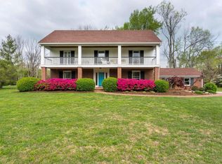 1130 Flat Rock Rd, Louisville, KY 40245