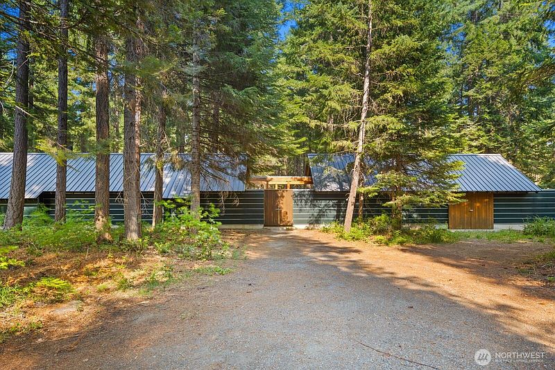 2nd image of 361 Stone Ridge Drive