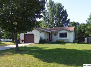 2204 22nd St SW, Willmar, MN 56201