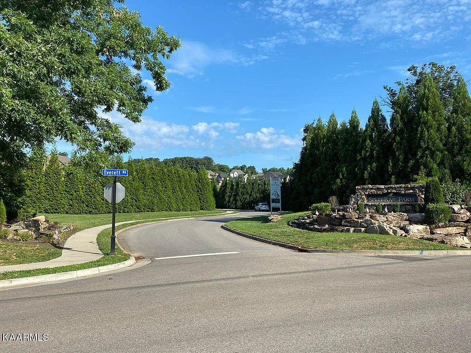 1st image of 12413 English Laurel Ln