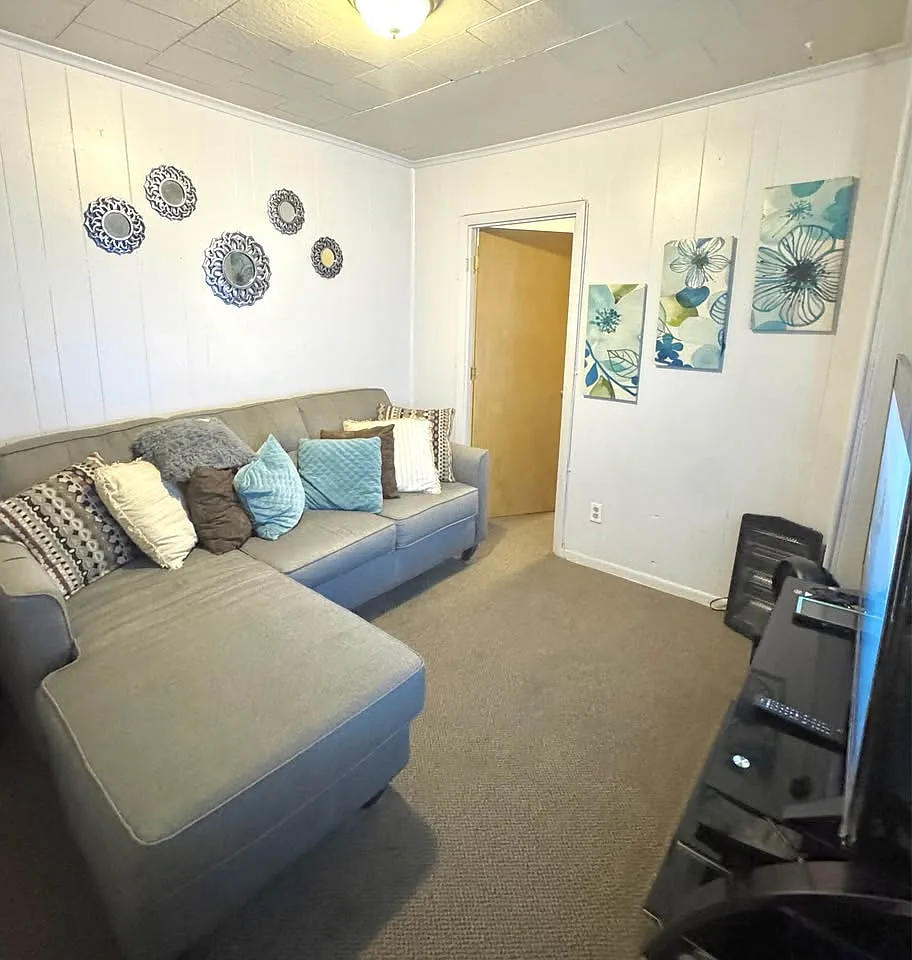 2 bed, 800 sqft, $1,225 — Photo 4