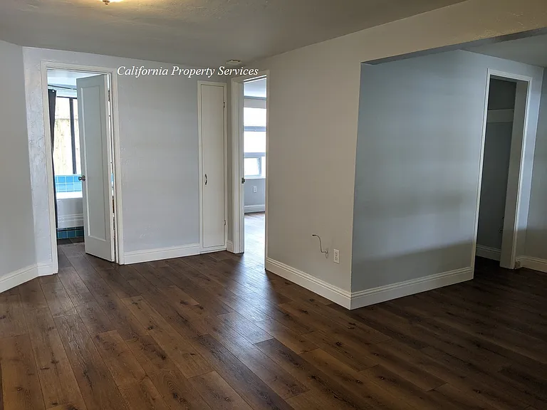 245 Santa Fe Ave #245 — Photo 6