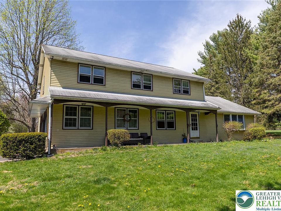 1st image of 255 Park Dr W