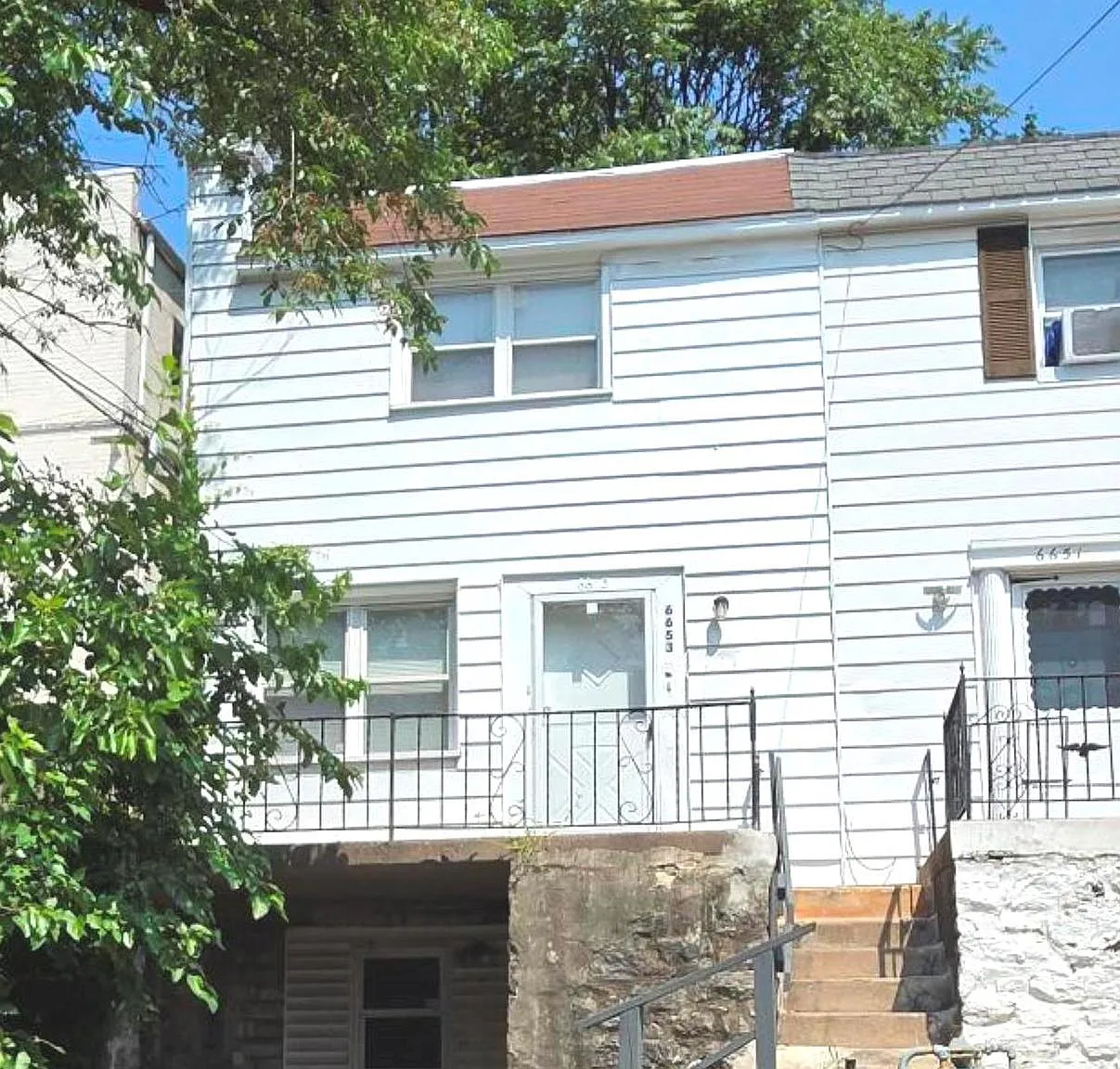 2 bed, 832 sqft, $1,600 — Photo 2