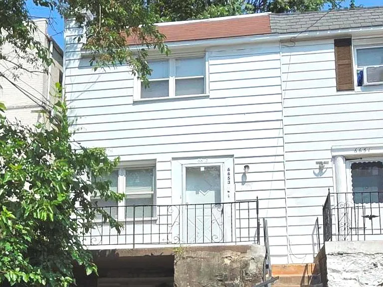 6653 Perry Ave — Photo 2