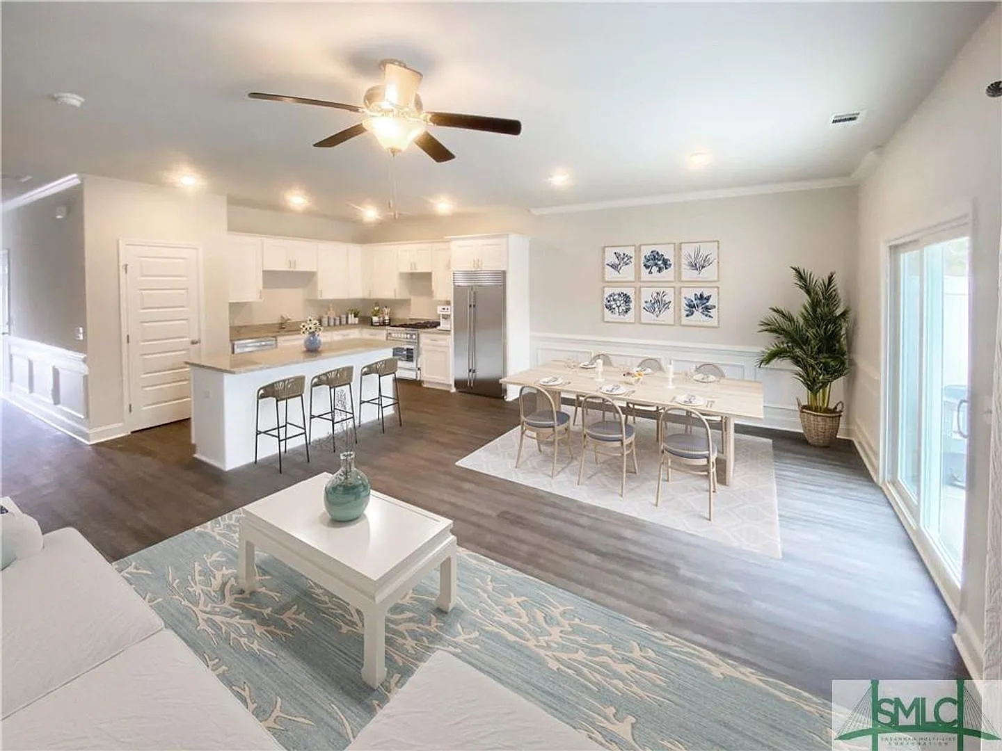 Executive Townhome — Photo 3