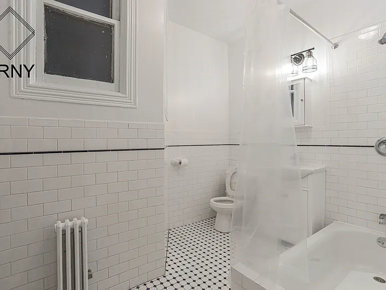 860 Manhattan Ave #2 — Photo 10