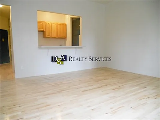 Rented by DSA Realty | media 17