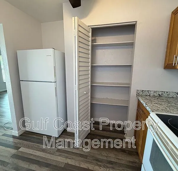 1801 S Palmdale Ct — Photo 9