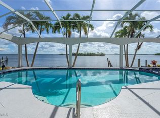 13 Bayview Blvd, Fort Myers Beach, FL 33931