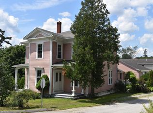 52 Park St, Ellsworth, ME 04605