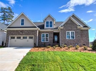 5 Duck Club Ct, Greensboro, NC 27410