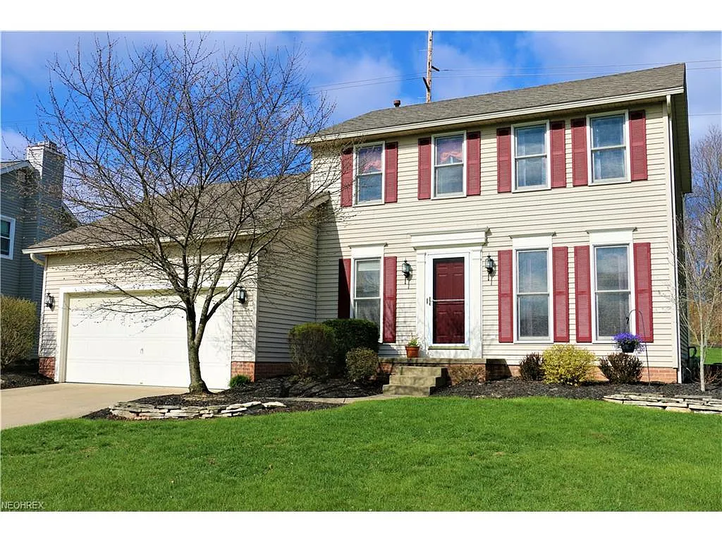 529 Picadilly Cir photo 1