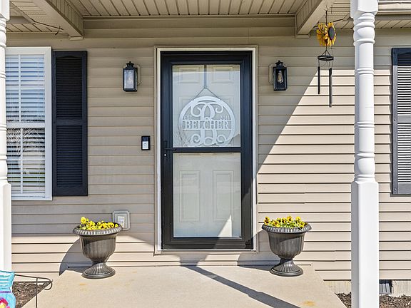 4th image of 207 Bristol Ln