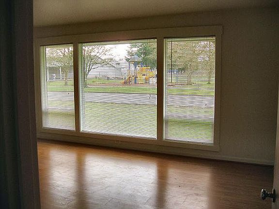 Living Room Park View