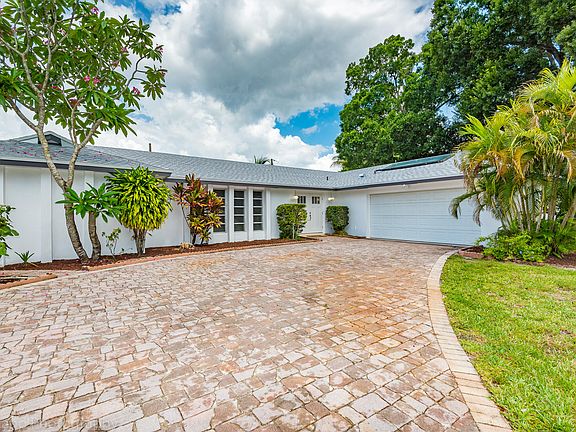2nd image of 1041 Melinda Ln