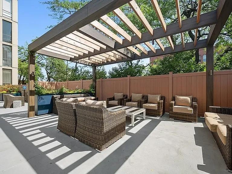 1660 N Lasalle St #3903 — Photo 22