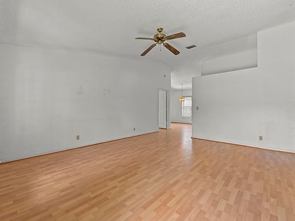 2nd image of 57 VIA DE CASAS NORTE