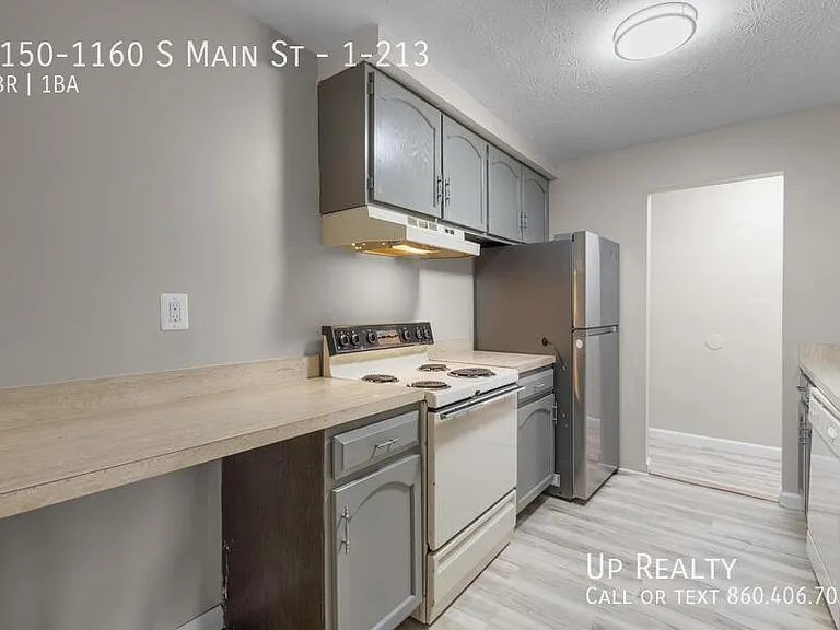 1150-1160 S Main St #1-213 — Photo 16