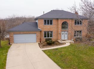 17178 W Tiger Tail Ct, Gurnee, IL 60031