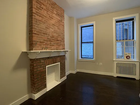 Rented by Tourma Realty LLC | media 37