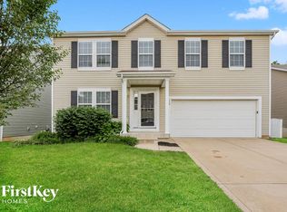 190 Fox Creek Dr, O'Fallon, MO